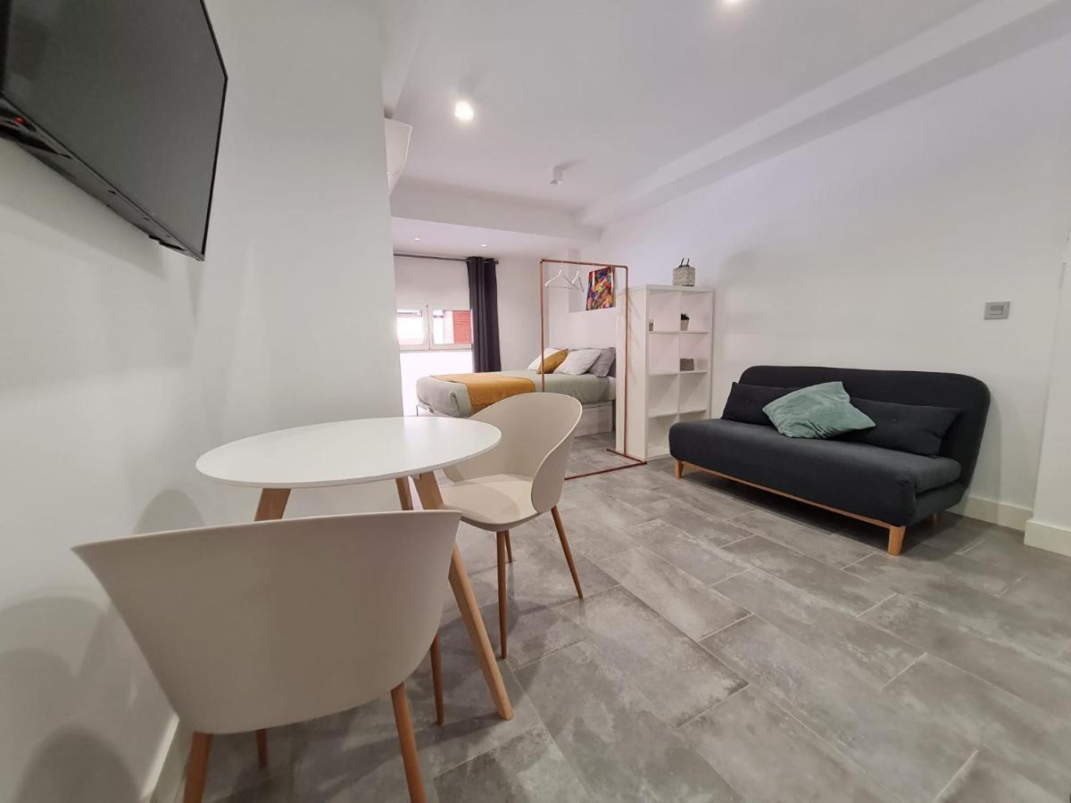 Loftinmalaga Aparthotel Luaran gambar